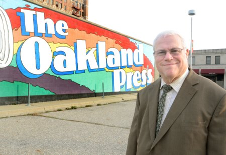 Glenn Gilbert, executive editor of The Oakland Press in Pontiac, Mich., and group editor for 21st Century Media's Michigan Cluster, is retiring Jan. 3, 2014, after 45 years in journalism.  (Photo by Tim Thompson/Oakland Press)